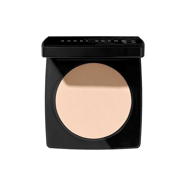 Bobbi Brown 芭比布朗 新羽柔定妝蜜粉餅 — 11 Soft porcelain